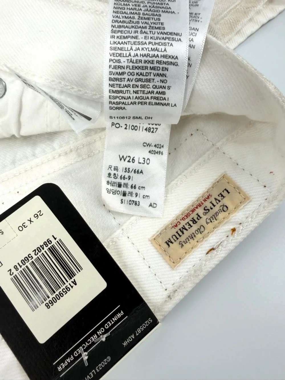 Levi's 501 90s Straight Leg Jeans in Metallic Off-White - Picture 12 of 15